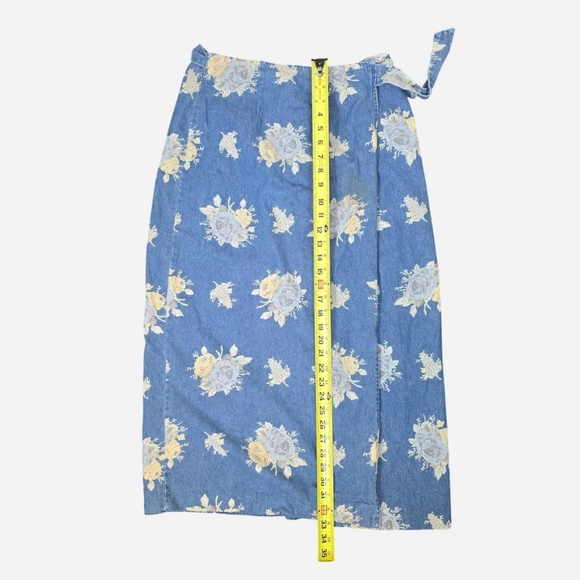 Vintage Floral Blue Sarong‎ Wrap - Picture 3 of 5